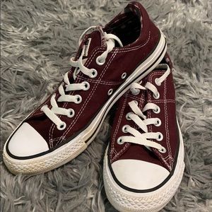 Maroon converse